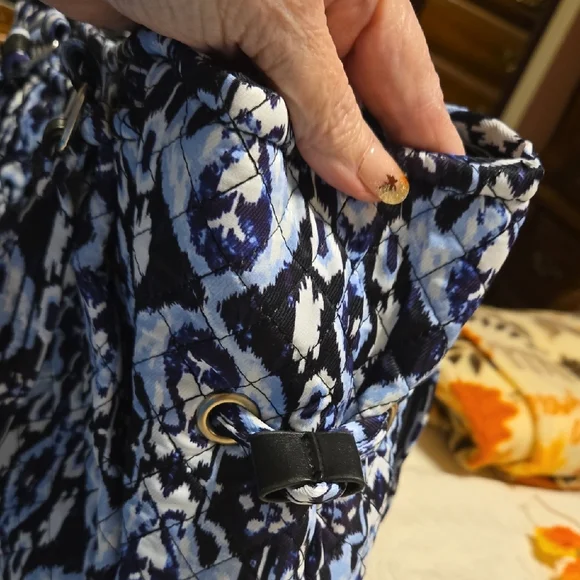 Vera Bradley Blue and Black Patterned Tote - Picture 4 of 6